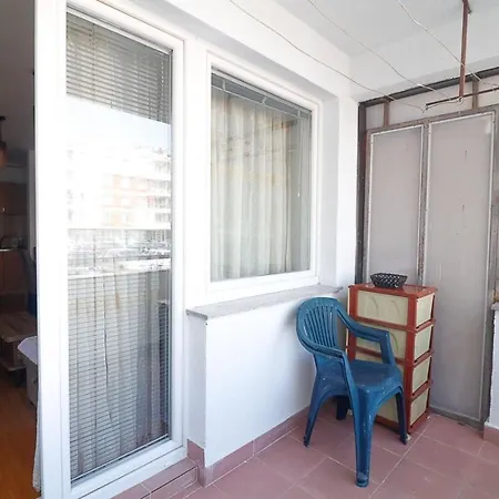 Lola Apartman Lukavica